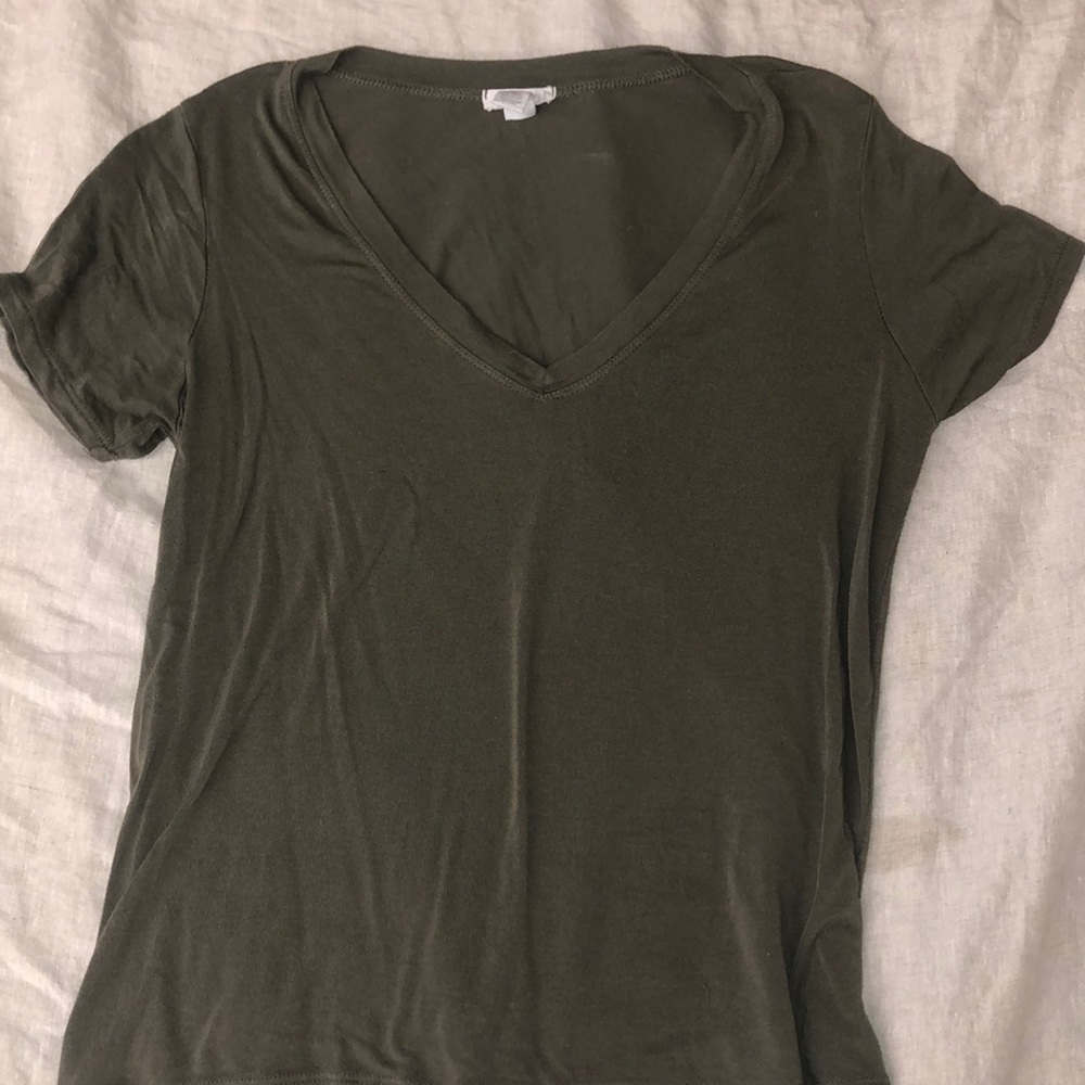 V-Neck T-shirt